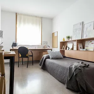 Hostel Residencia Universitaria Resa Campus De Montilivi
